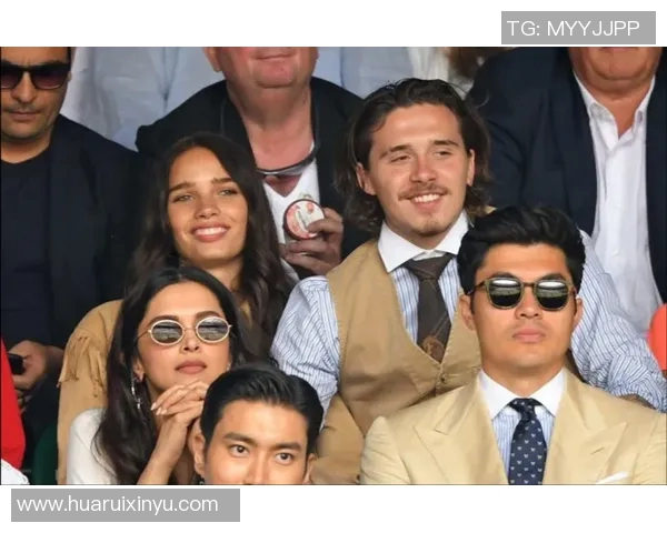 世界足球巨星同框合照 漫画风格展现各国球王风采 世界足球巨星同框合照 漫画风格展现各国球王风采