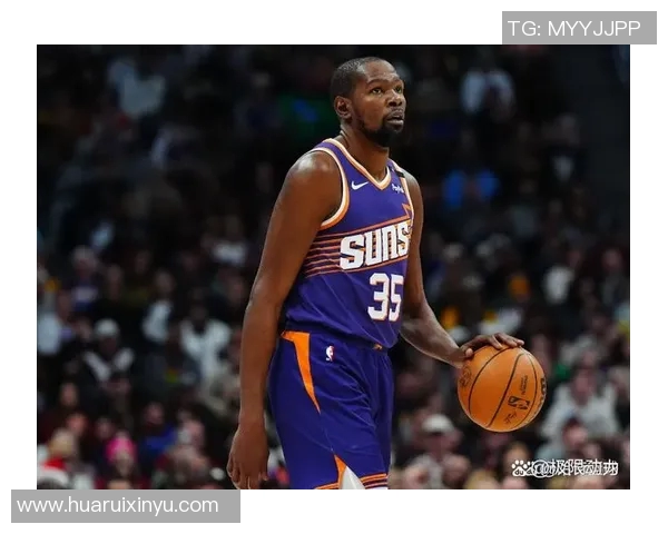 姆巴佩在美国足球场上的英姿飒爽瞬间 展现速度与技巧的完美融合 姆巴佩在美国足球场上的英姿飒爽瞬间 展现速度与技巧的完美融合