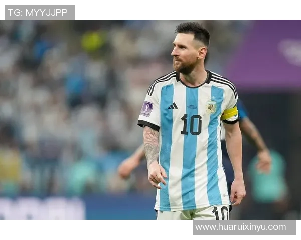 足球福包球星卡带你开启热血绿茵场巅峰对决收藏之旅 足球福包球星卡带你开启热血绿茵场巅峰对决收藏之旅